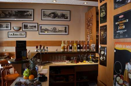 Café bar u lípy Náchod